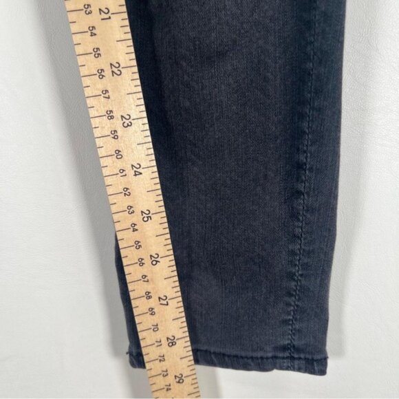 Vince. USA🇺🇸MADE Tencel Cotton Blend‎ Mid Rise Jeans Pants Size 26 - Picture 7 of 11